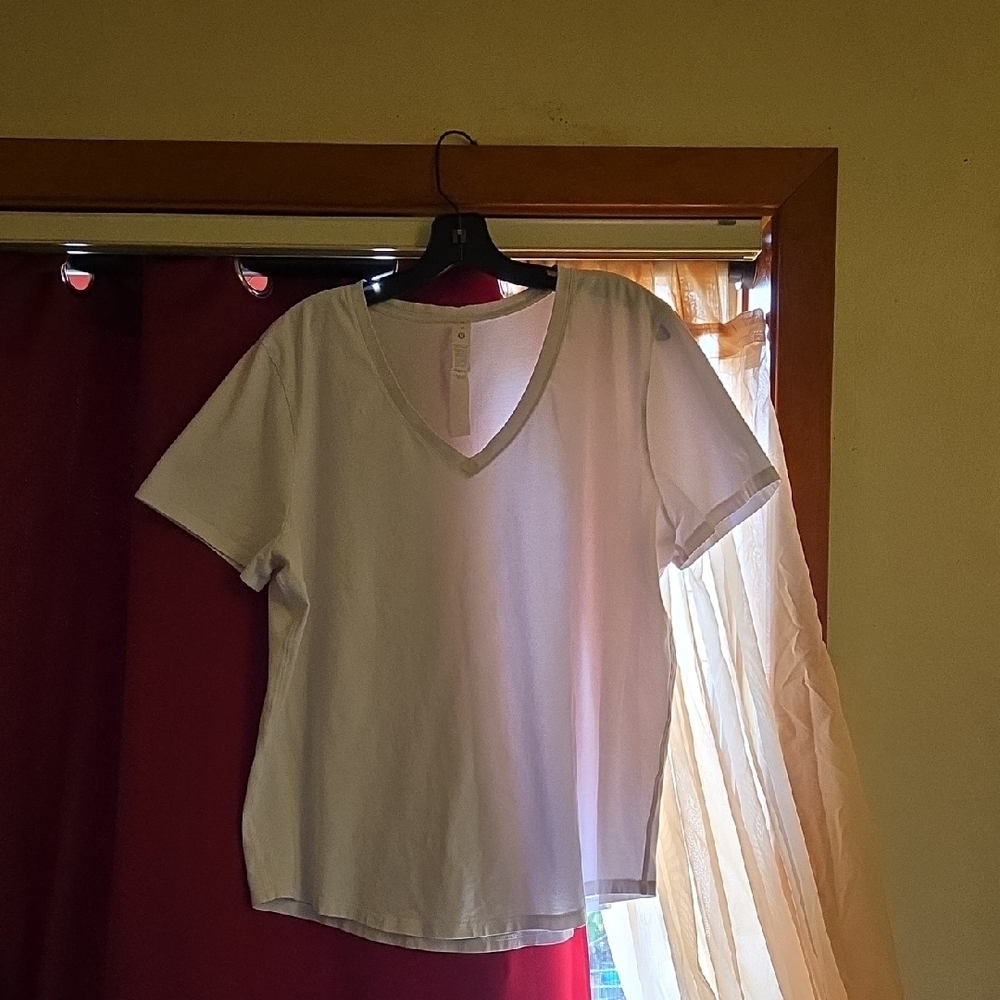 Lululemon Love V-Neck T-Shirt